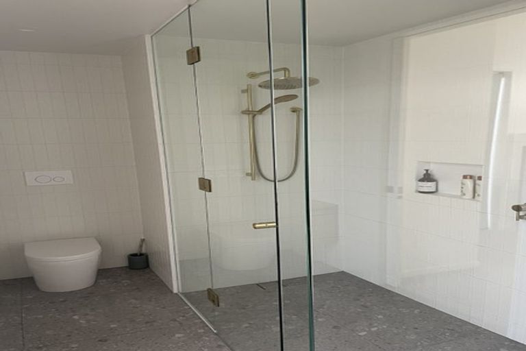 Photo of property in 11 Kereru Crescent, Wanaka, 9305