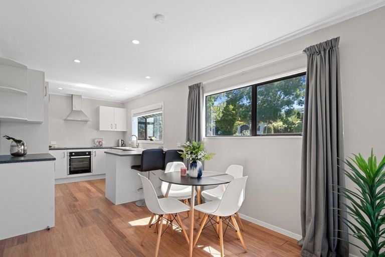 Photo of property in 1/17 Sturm Avenue, Massey, Auckland, 0614