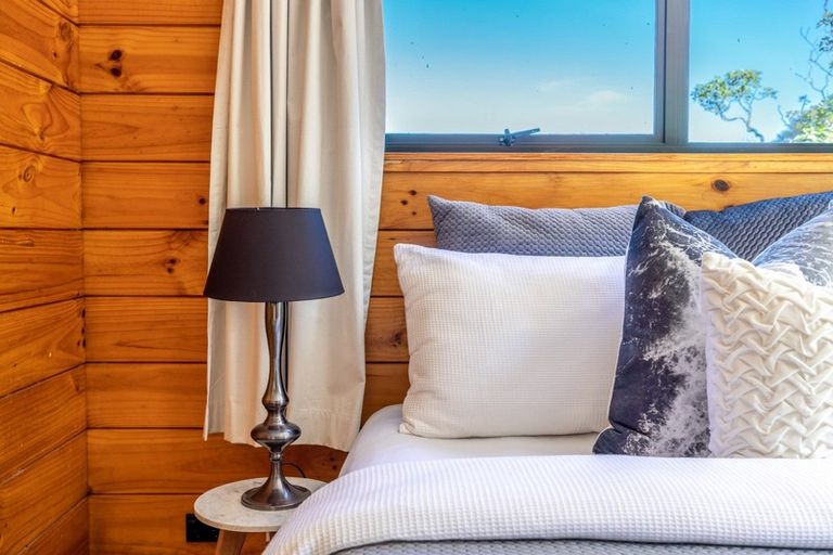 Photo of property in 16 Frank Street, Oneroa, Waiheke Island, 1081