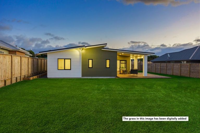 Photo of property in 166 Karuhiruhi Street, Waikanae, 5036
