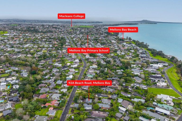 Photo of property in 92a Beach Road, Mellons Bay, Auckland, 2014