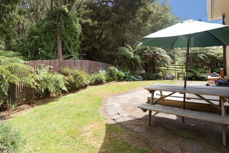 Photo of property in 7 Kotukutuku Road, Hunterville, 4730