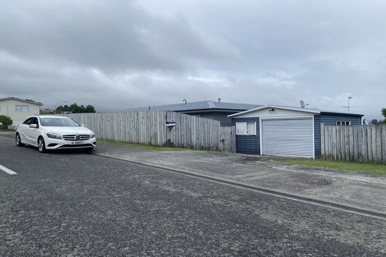 Photo of property in 1 Garboard Lane, Whitby, Porirua, 5024