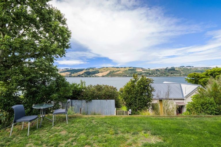 Photo of property in 1 Taupo Lane, Ravensbourne, Dunedin, 9022