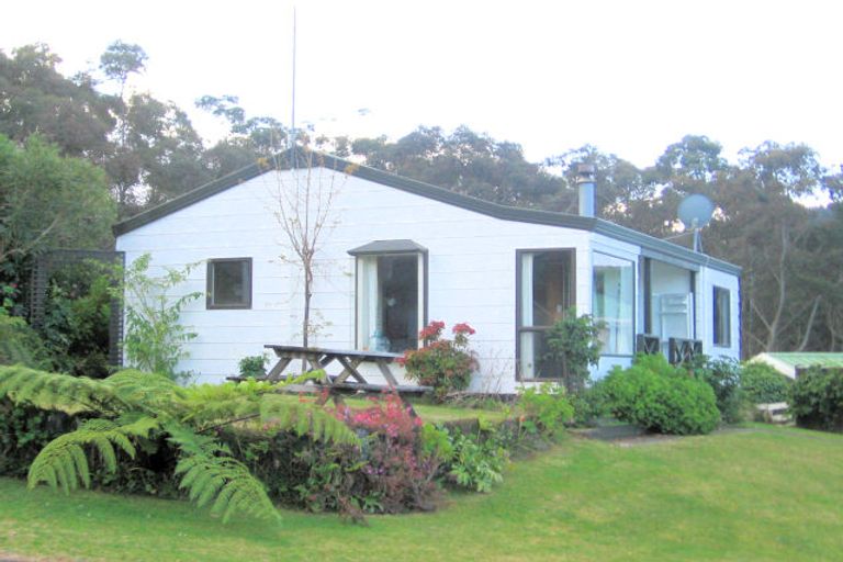 Photo of property in 116 Tuna Place, Onemana, Whangamata, 3691