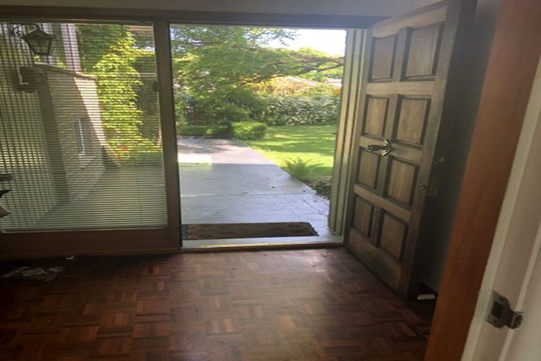 Photo of property in 124 Waimairi Road, Ilam, Christchurch, 8041