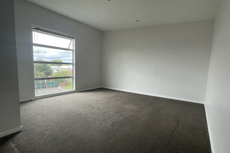 Photo of property in 132 Purchas Street, Edgeware, Christchurch, 8013