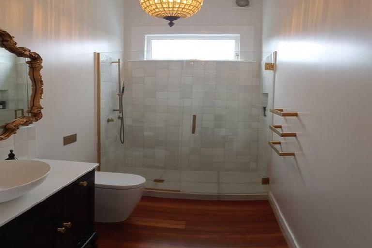 Photo of property in 7 Standen Street, Karori, Wellington, 6012