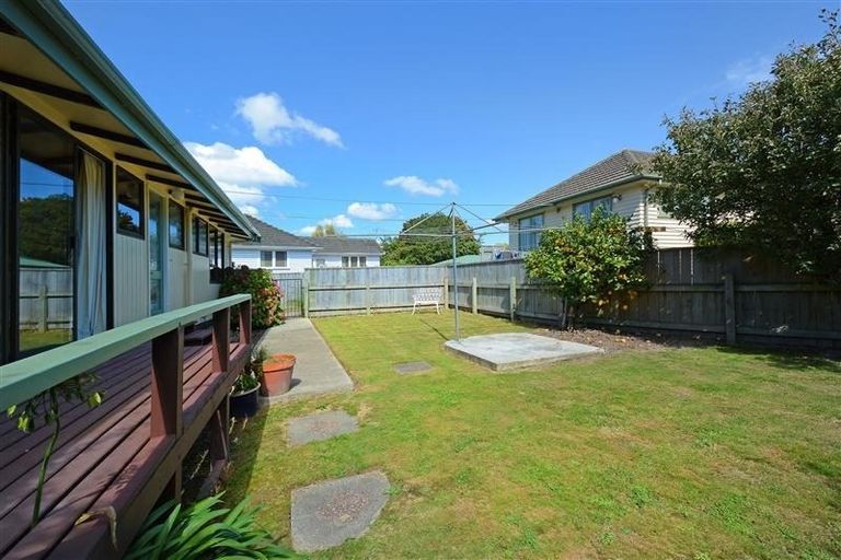 Photo of property in 2/115 Thackeray Street, Trentham, Upper Hutt, 5018