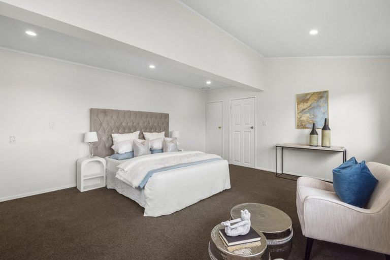 Photo of property in 92 Stapleford Crescent, Browns Bay, Auckland, 0630