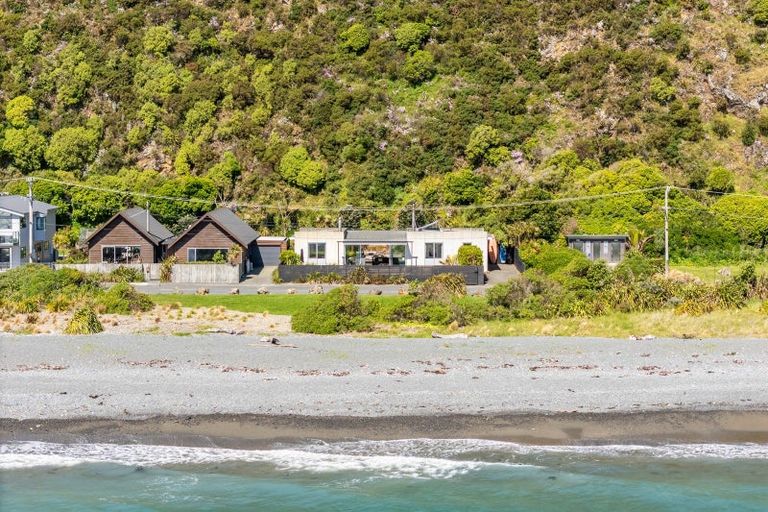 Photo of property in 505 Muritai Road, Eastbourne, Lower Hutt, 5013