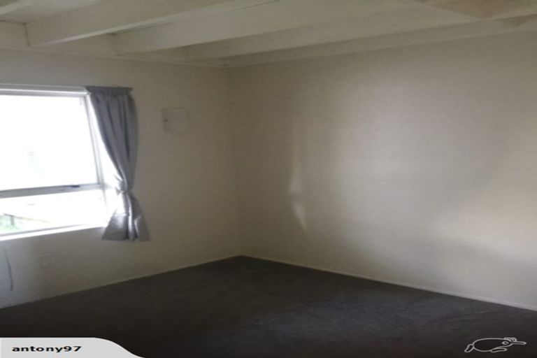 Photo of property in 99 Kaikoura Street, Maupuia, Wellington, 6022