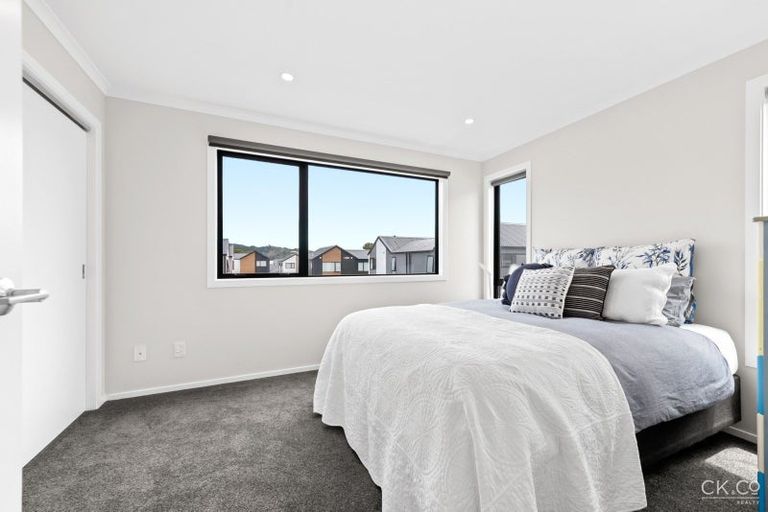 Photo of property in 7 Mawai Hakona Drive, Wallaceville, Upper Hutt, 5018