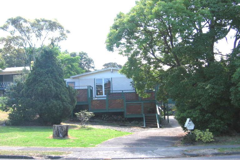 Photo of property in 38 Sheridan Drive, New Lynn, Auckland, 0600