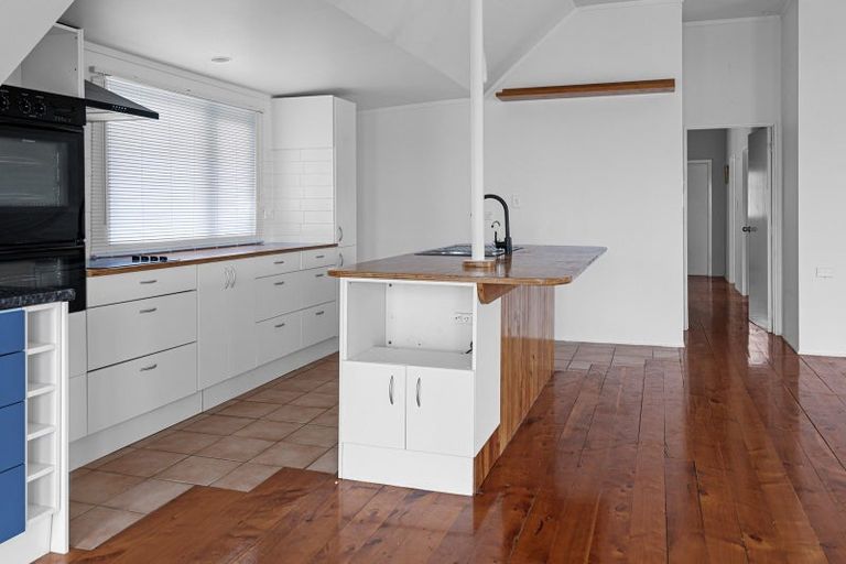 Photo of property in 1305c Matapouri Road, Matapouri, Whangarei, 0173