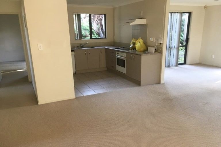 Photo of property in 57b Hetherington Road, Ranui, Auckland, 0612
