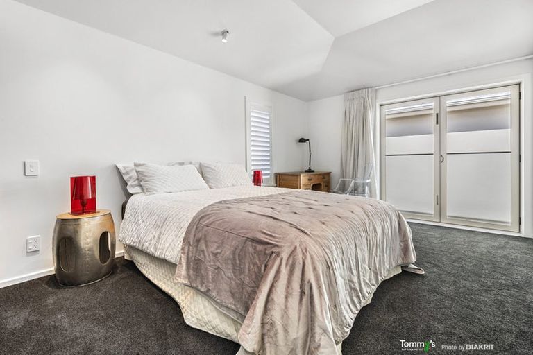 Photo of property in 35b Hobson Crescent, Thorndon, Wellington, 6011