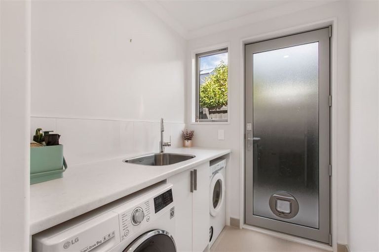 Photo of property in 16 Muirhill Street, Halswell, Christchurch, 8025