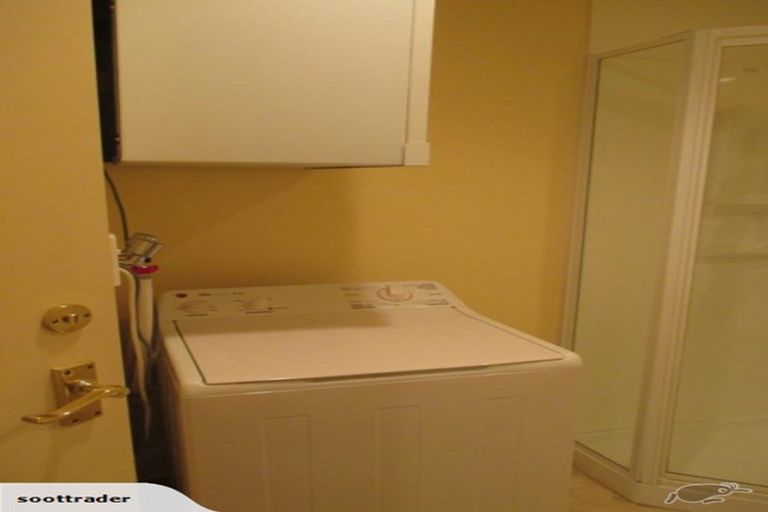 Photo of property in Courtenay Apartments, 412/120 Courtenay Place, Te Aro, Wellington, 6011