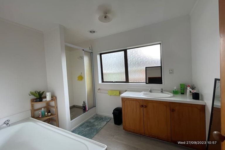 Photo of property in 194d Wellington Street, Pukekohe, 2120