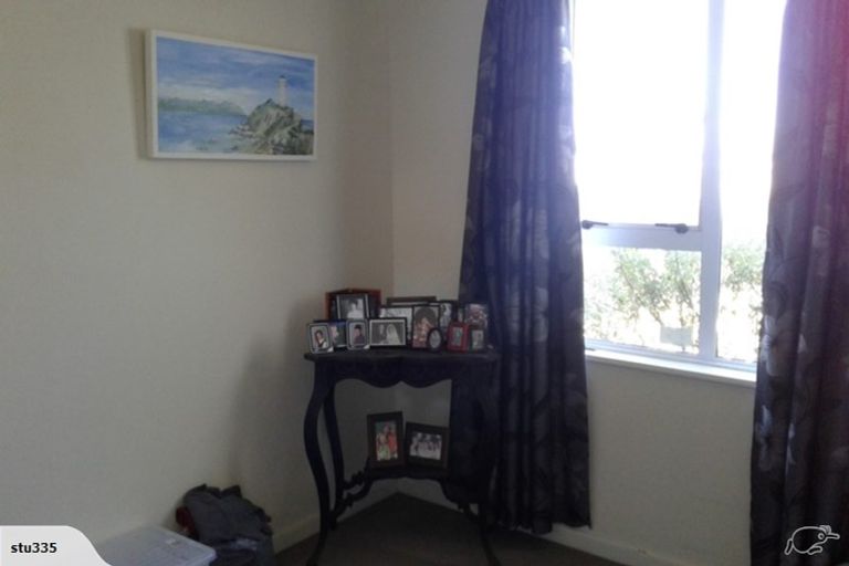 Photo of property in 3 Omori Place, Castlecliff, Whanganui, 4501