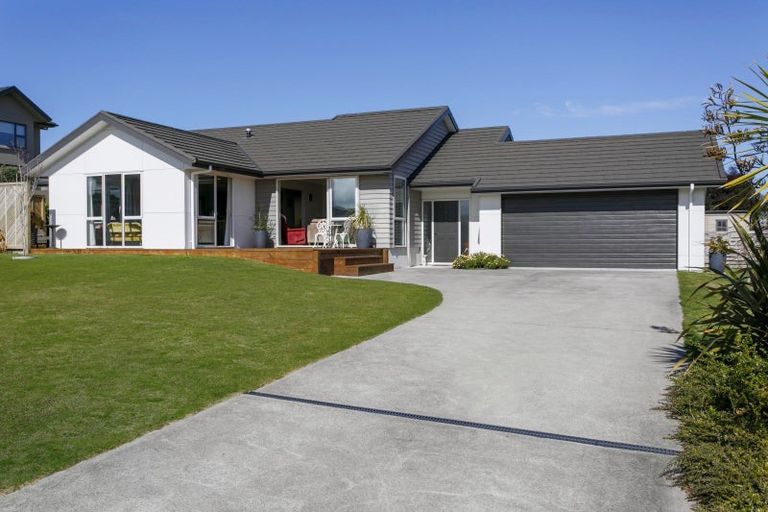Photo of property in 10 Loloma Way, Wharewaka, Taupo, 3330