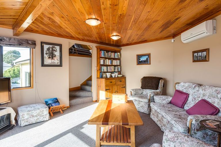 Photo of property in 56 Oxley Crescent, Broad Bay, Dunedin, 9014