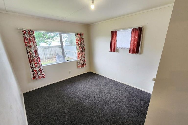 Photo of property in 16a Aberdeen Avenue, Takaro, Palmerston North, 4412
