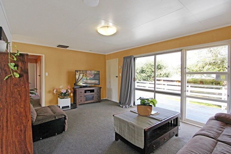 Photo of property in 77 Alison Street, Mangakakahi, Rotorua, 3015