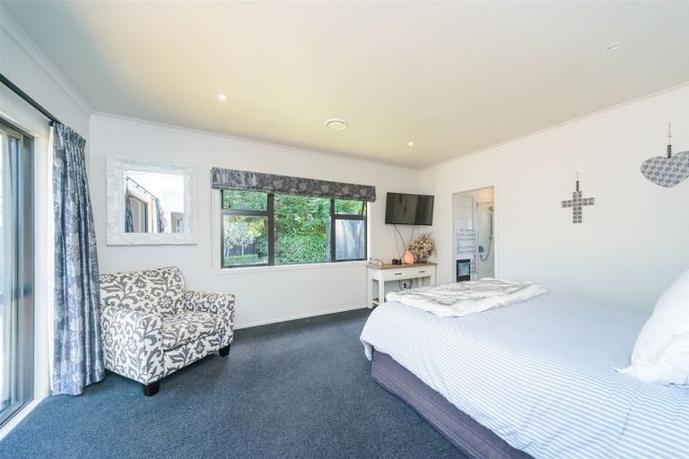 Photo of property in 25 Haggitt Street, Feilding, 4702