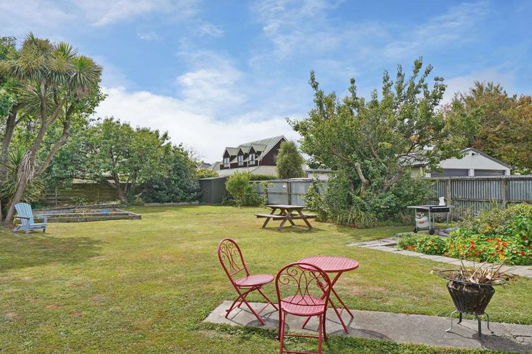 Photo of property in 109 Studholme Street, Somerfield, Christchurch, 8024