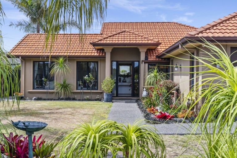 Photo of property in 31 Oreti Crescent, Papamoa Beach, Papamoa, 3118