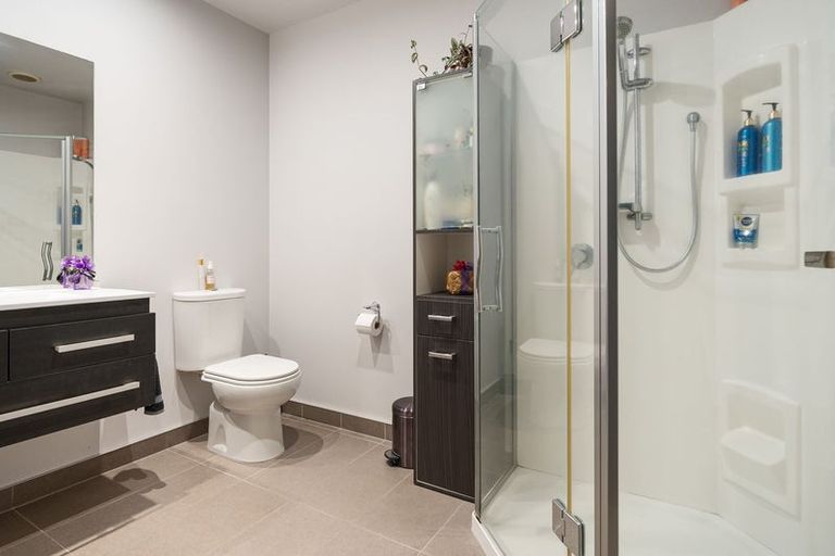 Photo of property in 15 Len Hale Place, Parklands, Christchurch, 8083