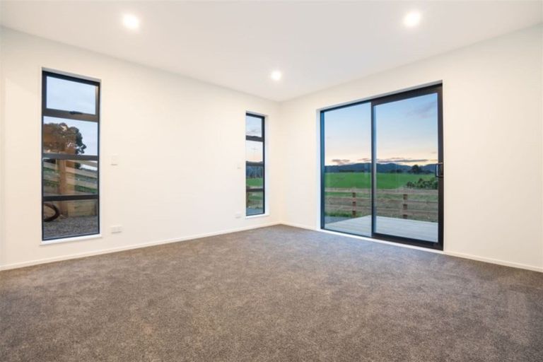 Photo of property in 150 White Road, Hunua, Papakura, 2583