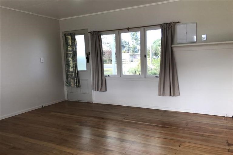 Photo of property in 5 Bream Bay Drive, Ruakaka, 0116