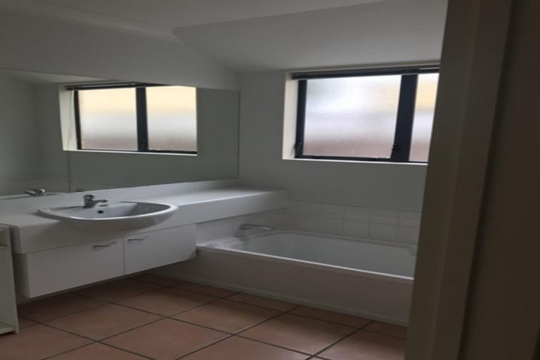 Photo of property in 178b Palmers Road, New Brighton, Christchurch, 8083