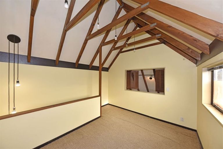 Photo of property in 265 Avonhead Road, Avonhead, Christchurch, 8042