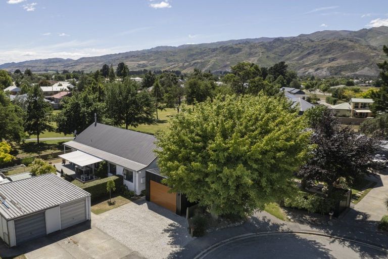 Photo of property in 10 Shale Court, Cromwell, 9310