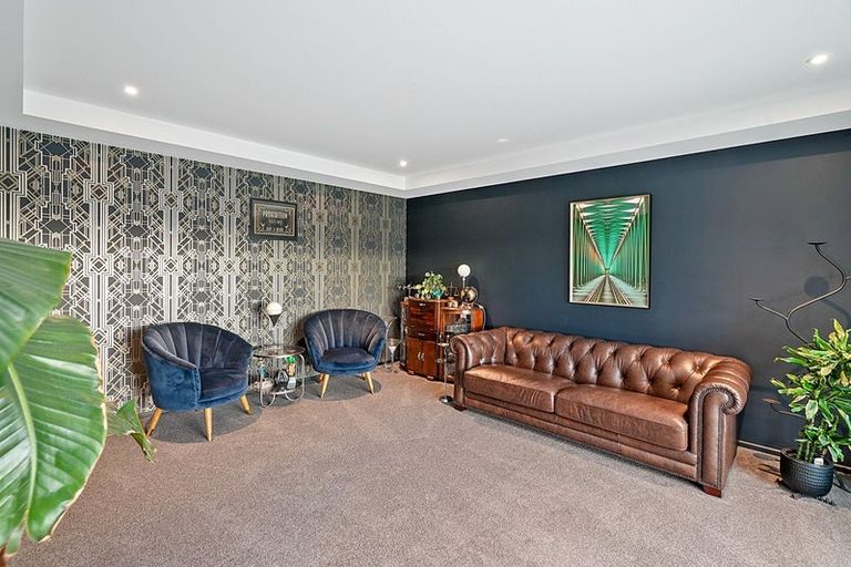 Photo of property in 81 Kingsdowne Drive, West Melton, 7618