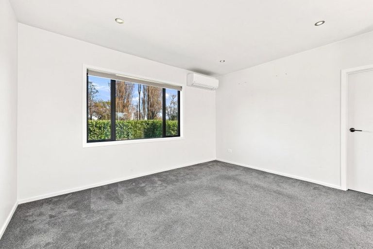 Photo of property in 152 Vagues Road, Northcote, Christchurch, 8052