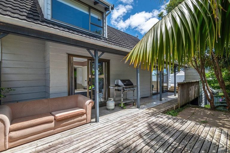 Photo of property in 2/60 Aramoana Avenue, Devonport, Auckland, 0624