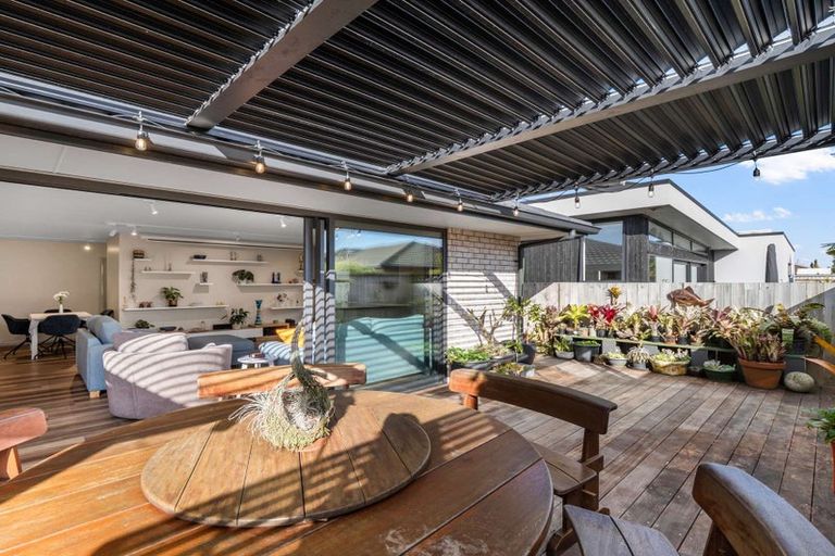 Photo of property in 15 Centaine Way, Papamoa Beach, Papamoa, 3118