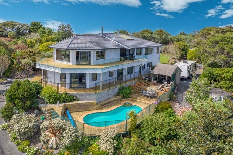 Photo of property in 2 Kauri Drive, Sandspit, Warkworth, 0982