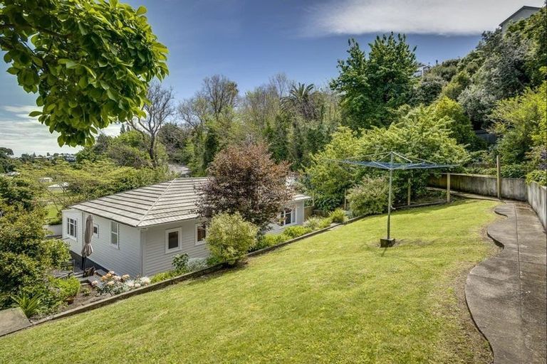 Photo of property in 5 Hooker Avenue, Hospital Hill, Napier, 4110