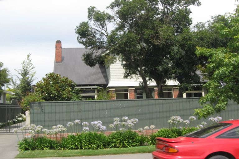 Photo of property in 124 Chapter Street, St Albans, Christchurch, 8052