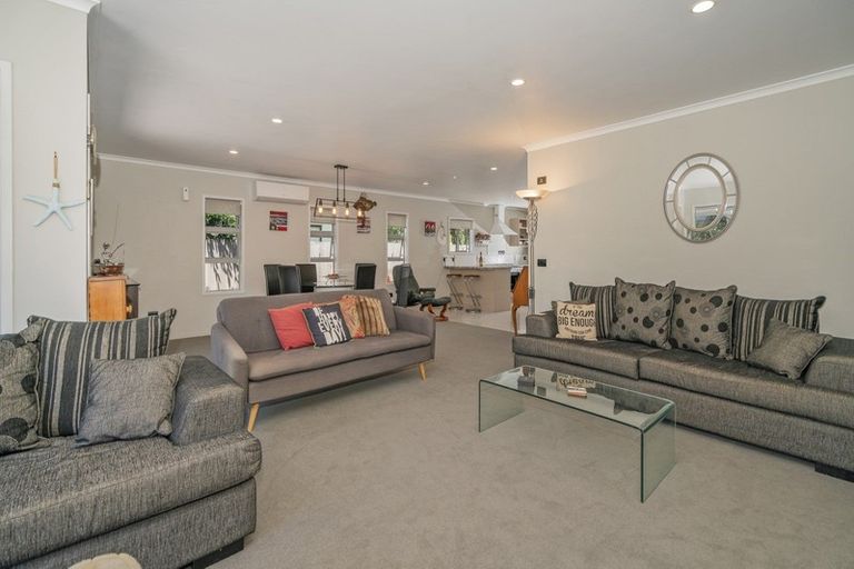 Photo of property in 9 Pa Road, Hahei, Whitianga, 3591