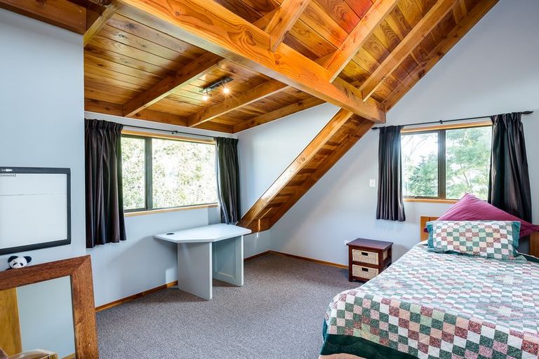 Photo of property in 56 Oxley Crescent, Broad Bay, Dunedin, 9014