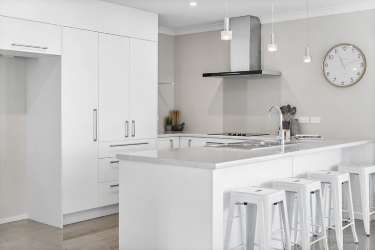 Photo of property in 54 Mortlake Heights, Pyes Pa, Tauranga, 3112