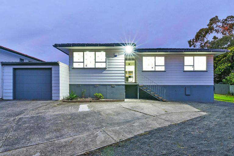 Photo of property in 2/21 Komako Place, Papatoetoe, Auckland, 2025