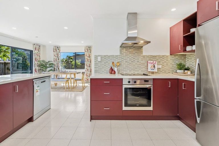 Photo of property in 11 Kihi Place, Ruakaka, 0116